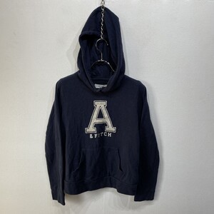 【人気】Abercrombie&Fitch/アバクロンビー&フィッチ　パーカー　紺/ネイビー　メンズXSサイズ　ビッグロゴ　アメリカ古着アバクロ　K2148