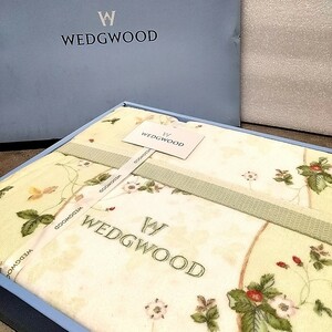 g2402294 WEDGWOOD ウェッジウッド タオルケット 寝具 ワイルドストロベリー　WILD　STRAWBERRY