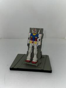 機動戦士ガンダム　カタパルト収納　ジオラマ　フィギュア　現状品