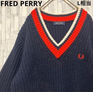 FRED PERRY フレッドペリー チルデンニット セーター サイズS 長袖 ワンポイントロゴ シンプルロゴ 刺繍ロゴ Vネック メンズ 送料無料