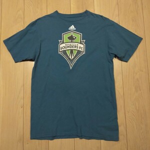 USA古着卸 Lサイズ adidas GO TO TEE アディダス MLS サッカー シアトル サウンダーズ FC ロゴ プリント Tシャツ 