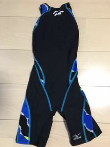 状態良好！スパッツタイプ　競泳水着　女の子用　レディース　ミズノ　MIZUNO 公式大会使用可能　FINAマーク付き　クリーニング済