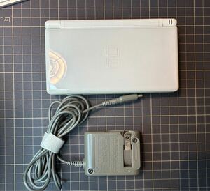 【美品】　Nintendo DS Lite ホワイト　動作確認済み　ニンテンドー　白