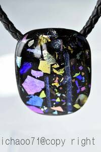 螺鈿風　ガラス工芸家の創作した一点物のガラスのアクセサリー。トンボ玉 (10720-476 ) glass accessory BEADS 蜻蛉玉　ペンダントトップ