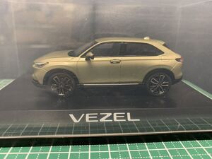 ホンダ　HONDA ヴェゼル　VEZEL カラーサンプル ミニカー 希少 非売品　大きい　1/ 43 ゴールド