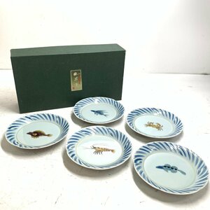 f001 N 保管品 九谷焼 小皿 丸皿 5枚 セット 魚絵変わり 和食器 箱付き 直径13.5cm