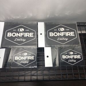 BONFIRE　ボンファイア　ステッカー　ホワイト　計4枚　11cm×15cm 2枚　7.5cm×10cm 2枚