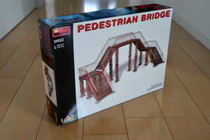 MiniArt ミニアート社製 1/35 Pedestrian Bridge 歩道橋 開封済・未組立品