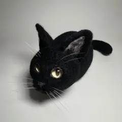 ハンドメイド　羊毛フェルト　黒猫　寸法約18×9×9cm