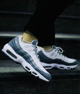 超希少！即完売品！国内正規店購入品！激レアモデル！★NIKEナイキ AIRMAX95 GREY FOG！ゴールデンサイズ27cm！★