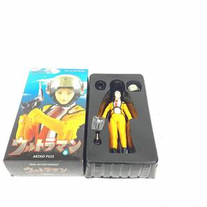 【中古品】メディコムトイ REAL ACTION HEROES ウルトラマン RAH AKIKO FUJI.,