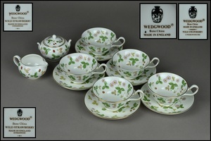 ウェッジウッド【Wedgwood】ワイルドストロベリー ティーセット【クリーマー シュガーポット カップ＆ソーサー】