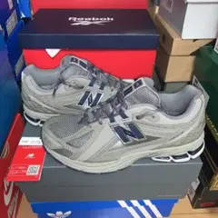 未使用 送料込 new balance M1906RB グレー