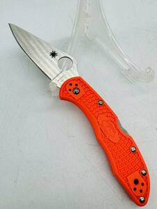 7e19 必見! 中古美品 SPYDERCO DELICA4 スパイダルコ オレンジ VG-10 折りたたみナイフ フルフラットブレード 直刃 アウトドアナイフ 