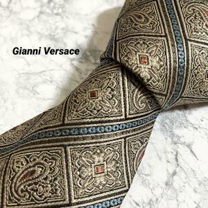 1円　激レア Gianni Versace ジャンニヴェルサーチ　ブランドネクタイ シルク100％ 入手困難　絹　ストライプ柄　ビジネススーツ　花柄　