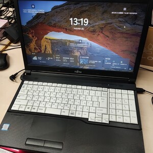 富士通 lifebook a576/px 美品 見切り価格スタート！