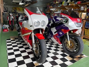 ★★★Bimota YB6 ビモーター　2GH FZR　YBDBSBKB★★★