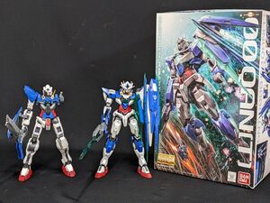 X728 【完成品　ジャンク】 ガンダムプラモデル2点 ダブルオークアンタ ガンダムエクシア /80