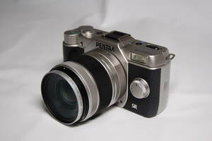  ペンタックス PENTAX Q10　 レンズキット 02 STANDARD ZOOM　美品