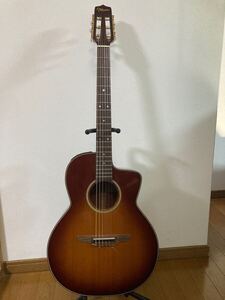 Takamine タカミネ　PTU６０８Ｎ　エレガットギター