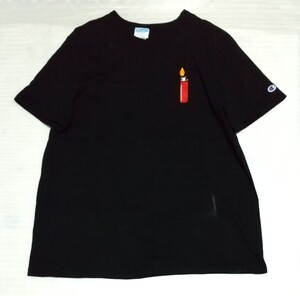 ☆Champion.com サイズ2XL(ASIA 3XL) ブラック半袖Tシャツ洗濯済スポーツ赤ラバー プリント ファッション ウェアCOTTONティー チャンピオン