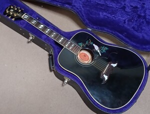 Gibson DOVE EB