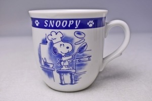 SNOOPY ★ スヌーピー ★ マグカップ ★ コーヒーカップ ★ 白 ★ 陶器 ★ ピーナッツ ★ PEANUTS ★ 中古品 ★