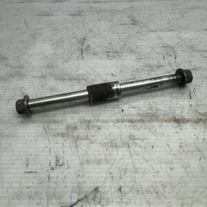 M39-26 スズキ レッツ2 CA1KA アクスルシャフト 純正部品