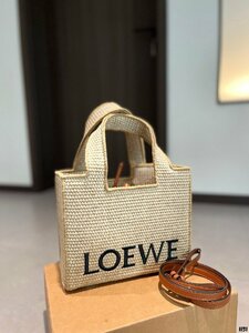 LOEWE ロエベ トートバッグ ベージュ色