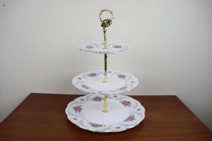 ロイヤルアルバート　トランキュリティ　3段ケーキスタンド　プレート　薔薇　ROYAL ALBERT　イギリス　ヴィンテージ　食器