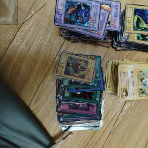 遊戯王　ポケモンカード　在庫処分品