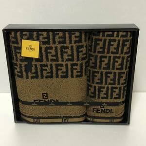 【送料無料】 FENDI/フェンディ/正規品/新品未使用/タオル/2枚セット/バス用品/ズッカ柄 (195y)