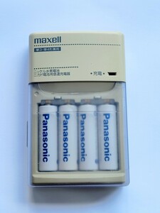 maxell急速充電器 パナソニック電池 ４本充電器セット