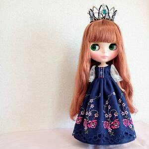 送料無料！ ハンドメイド ネオブライス・リカちゃんの服 「レース袖のチュールレースドレス（紺）」ブライス 服 ワンピース 花柄 ドレス