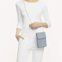 【美品】FURLA 1927 スマートフォンケース チェーンベルト　デニムブルー