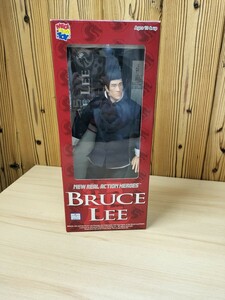 ★メディコムトイ　Bruce Lee　ブルース・リー　リアルアクションヒーローズ　NO70★