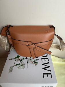 人気美品◆LOEWE ゲート ショルダーバッグ スモール