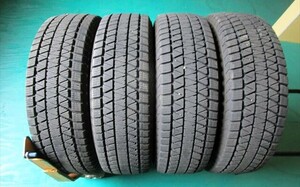 送料無料　スタッドレス　215/70R16　BS　DM-V3　2022年製　4本セット　9.5～10mmぐらり　バリ溝