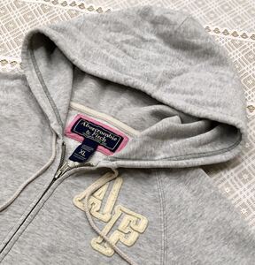 Abercrombie&Fitch【アバクロンビー＆フィッチ】ジップパーカー★ＸＬサイズ★グレー系★マフポケット★レディース　花