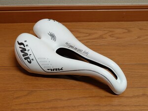 Selle SMP TRK サドル ホワイト