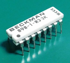 BECKMAN・BI 898-1-R3.3K 抵抗アレイ・集合抵抗 (3.3KΩ) [4個組]【管理:SA015】