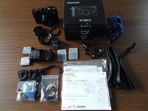 FUJIFILM X20 black