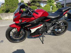 GSX250R 美車　綺麗　好調　ピカピカ　即決もOKです　目立つ傷無く綺麗な車輛です、色あせ無し　(ニンジャ　FZ25 CBR)　　　　　　　　　