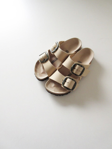 美品 BIRKENSTOCK / ビルケンシュトック ARIZONA BIG BUCKLE 23.0 Almond / アリゾナ レザー レディース