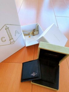 ヴァンクリーフ&アーペル　アクセサリーボックス　ネックレス用　空箱　空き箱　ボックス　リボン　紙袋　ショッパー