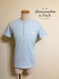 【新品】 Abercrombie & Fitch アバクロンビー&フィッチ ビッグアイコン ヘンリーネック Tシャツ サイズM 半袖 ライトブルー 635580635