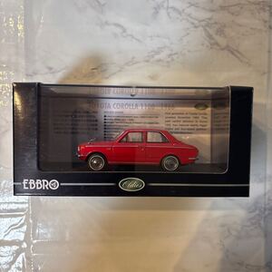 レア　EBBRO エブロ 1/43 TOYOTA COROLLA 1100 1966 レッド　旧車　ミニカー　モデルカー　カラーサンプル