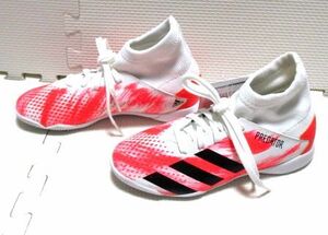 ★Adidas ジュニア サッカースパイク[プレデター20.3TF J](18) 新品！★