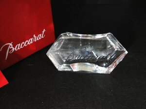 XD790△ Baccarat / バカラ / ロゴ / ディスプレイ /ペーパーウエイト/縦5x横8x奥行2cm/箱入り/クリスタルガラス インテリア 置物 オブジェ