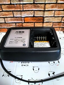 ヤマハ電動アシスト自転車 充電器 X92-10 AC100V 通電確認済む(ゆ)